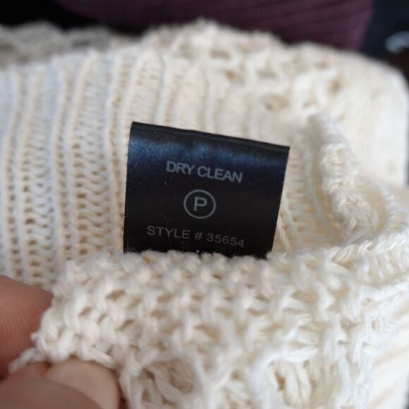 360 Sweater Sweater Open Crochet Knit Design Silk and Linen Size Small - Picture 15 of 15